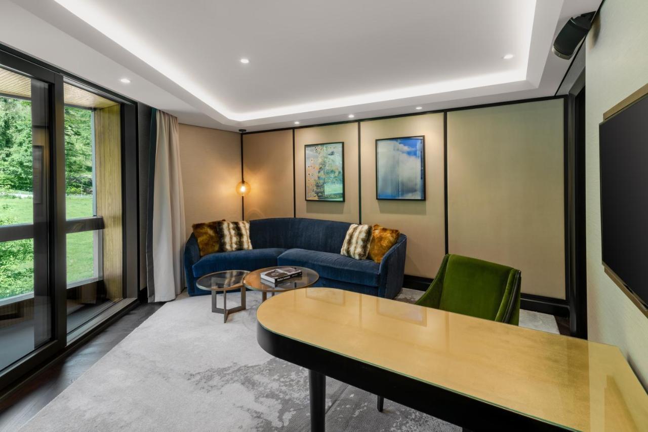 Five Zurich - Luxury City Resort Eksteriør bilde The interior of the suite