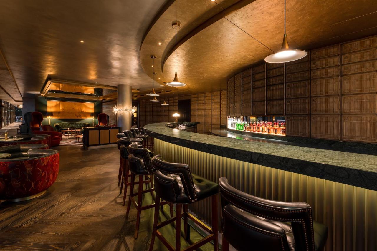 Five Zurich - Luxury City Resort Eksteriør bilde The bar at the Ivy